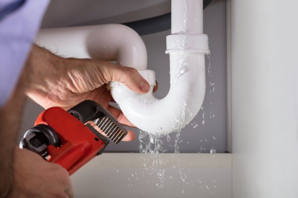 Plumbing Burst Repair in Lima